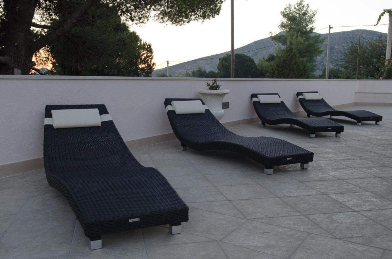 סלאנו Apartment & Rooms Villa Katarina מראה חיצוני תמונה