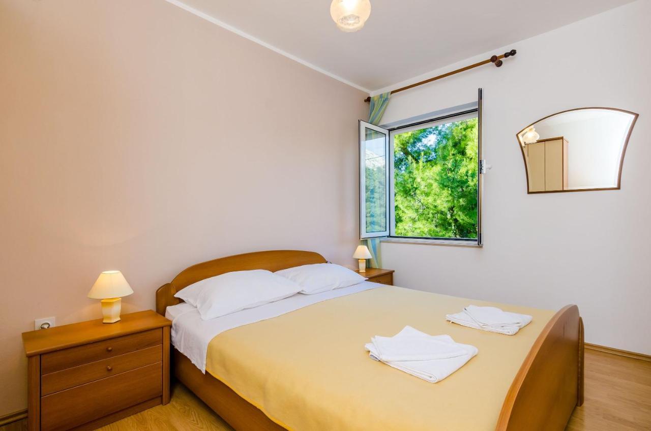 סלאנו Apartment & Rooms Villa Katarina מראה חיצוני תמונה